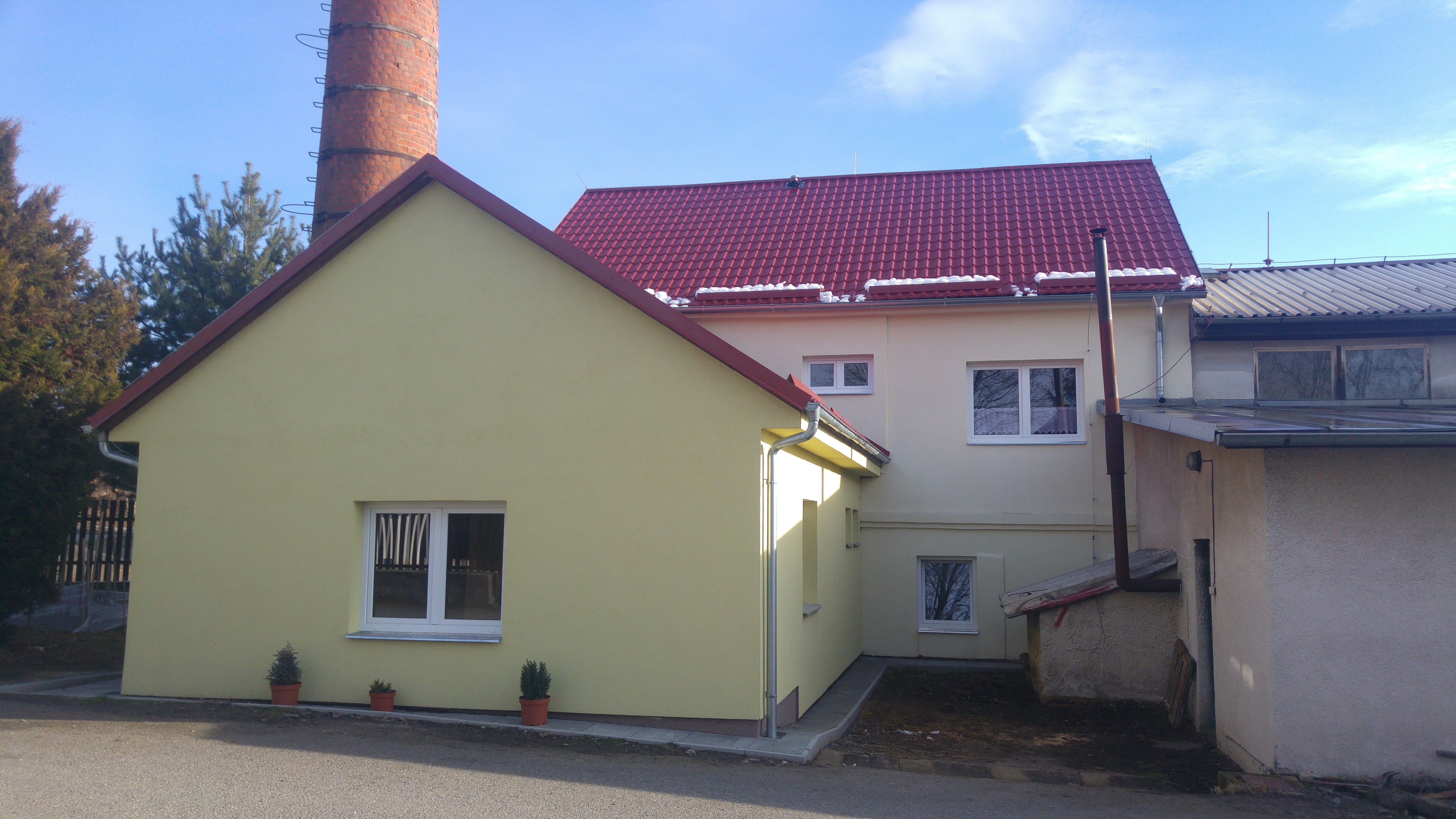 https://www.dotin.cz/media/reference/modernizace-truhlarske-provozovny-junico-sro/20160212-093128.jpg